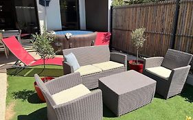 Maison 100M2 - Jaccuzzi, Jardin, 10 Min Plages